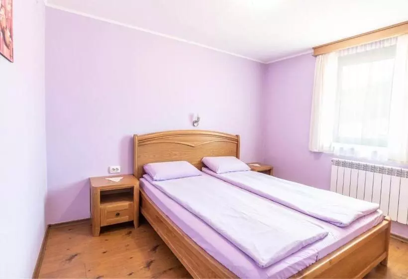 Majatalo Guest House Roden Dom