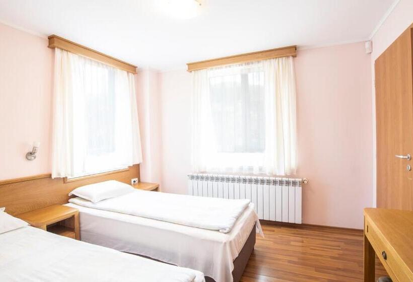 膳宿费 Guest House Roden Dom