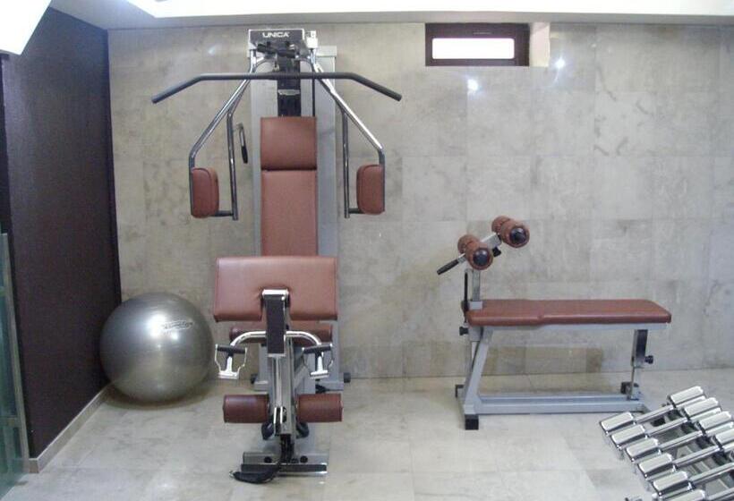 بنسيون Kokoshkovata Boutique House