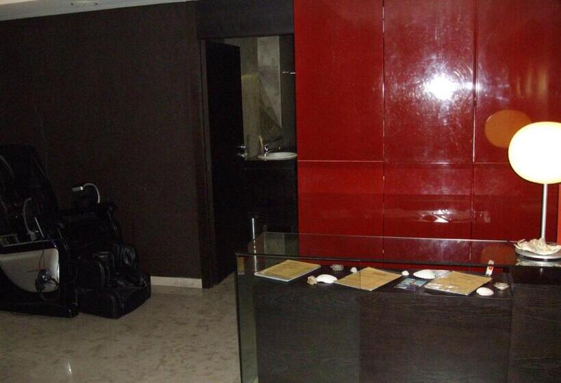 بنسيون Kokoshkovata Boutique House