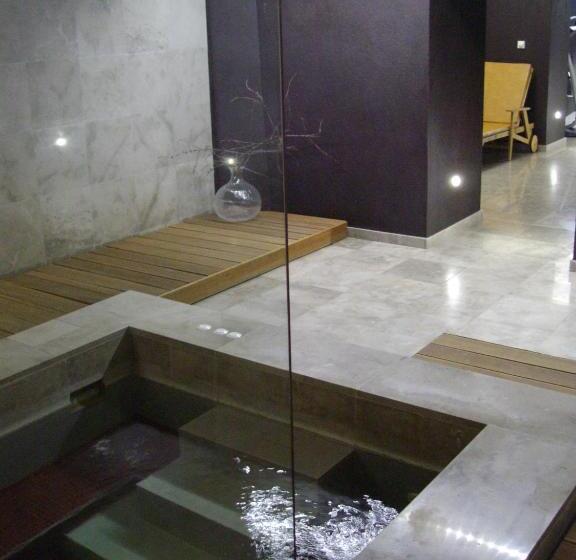 بنسيون Kokoshkovata Boutique House