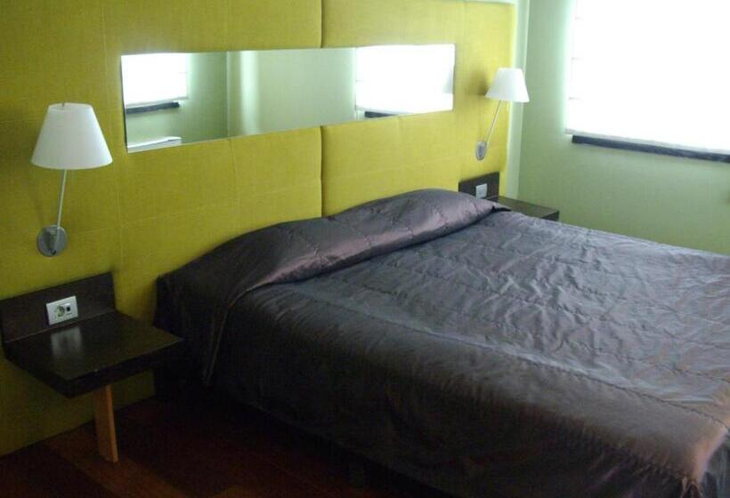 بنسيون Kokoshkovata Boutique House