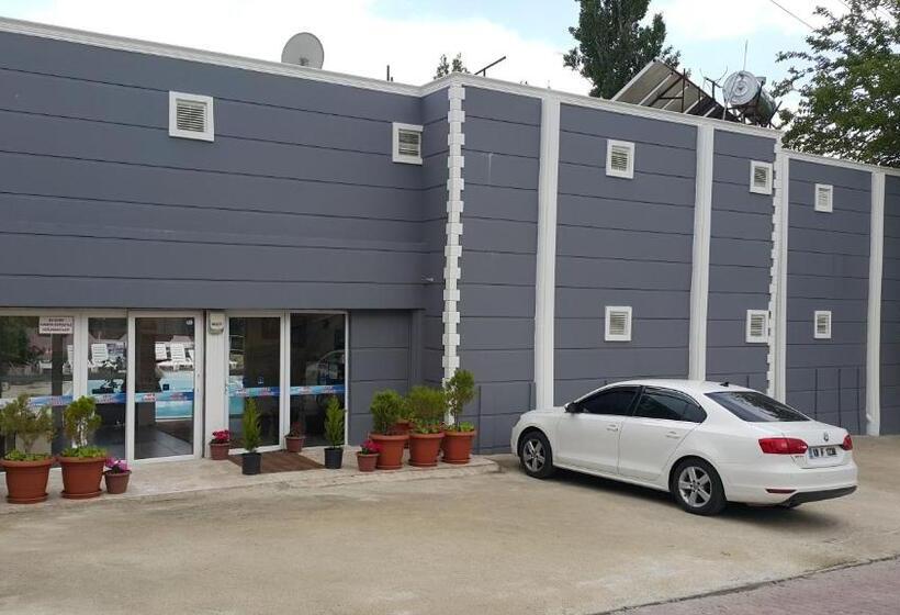 פנסיון Sunrise Aya