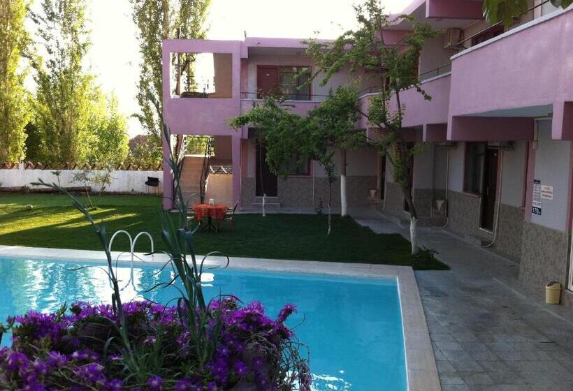 פנסיון Sunrise Aya