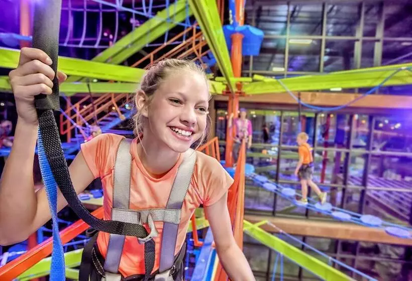 Chateau On The Lake Resort Spa And Convention Center