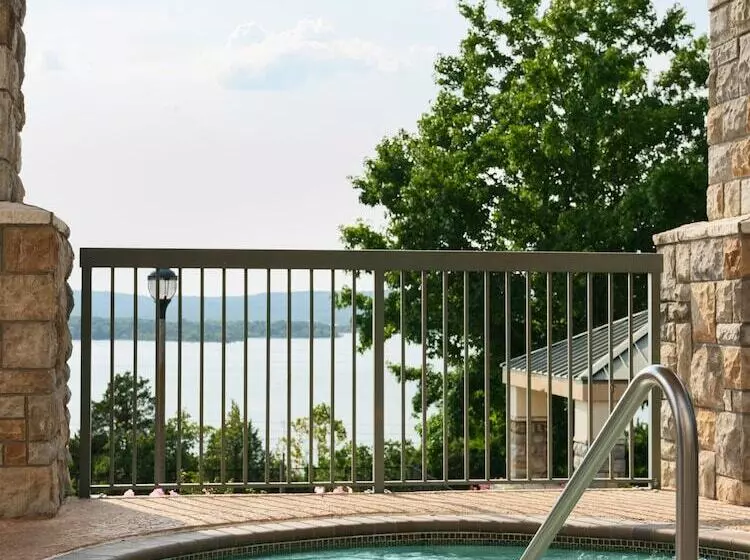 Chateau On The Lake Resort Spa And Convention Center