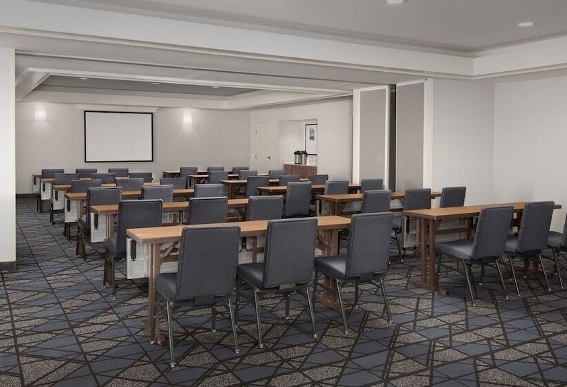 호텔 Courtyard By Marriott Dothan