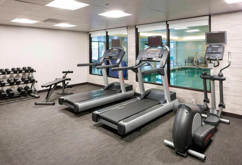 בית מלון כפרי Courtyard By Marriott Pensacola