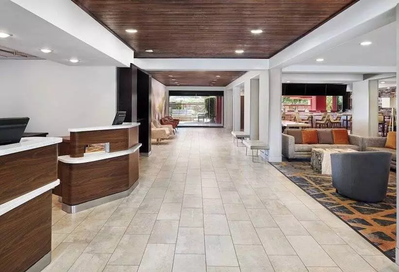 هتل Courtyard Scottsdale North