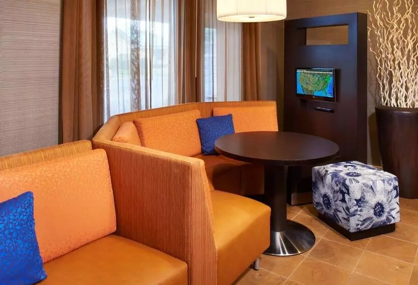 Hotel Courtyard Toledo Maumee/arrowhead