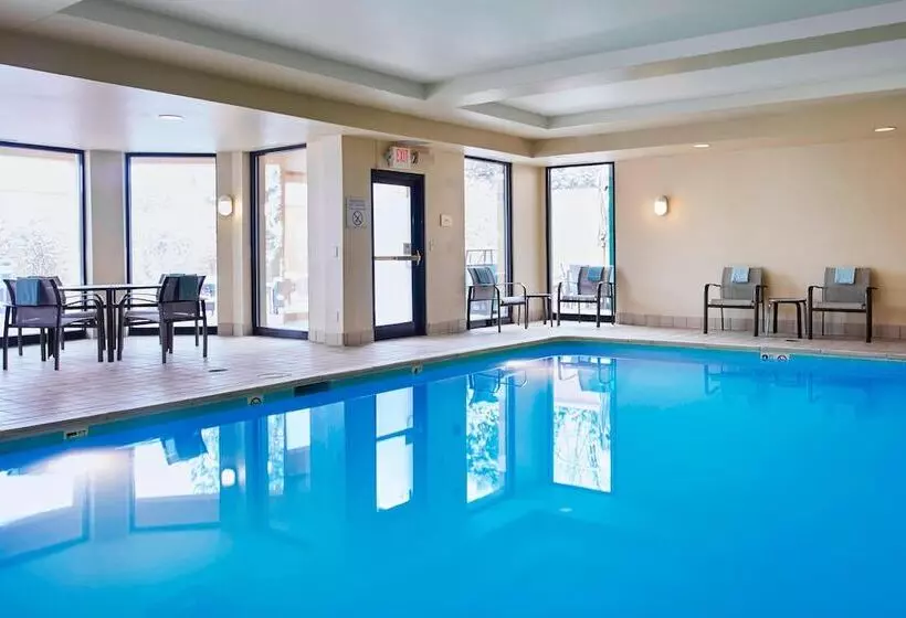 호텔 Courtyard By Marriott Detroit Pontiac/auburn Hills