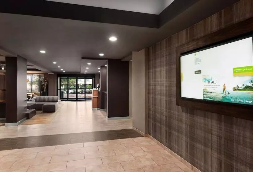 Отель Courtyard By Marriott Tulsa Central