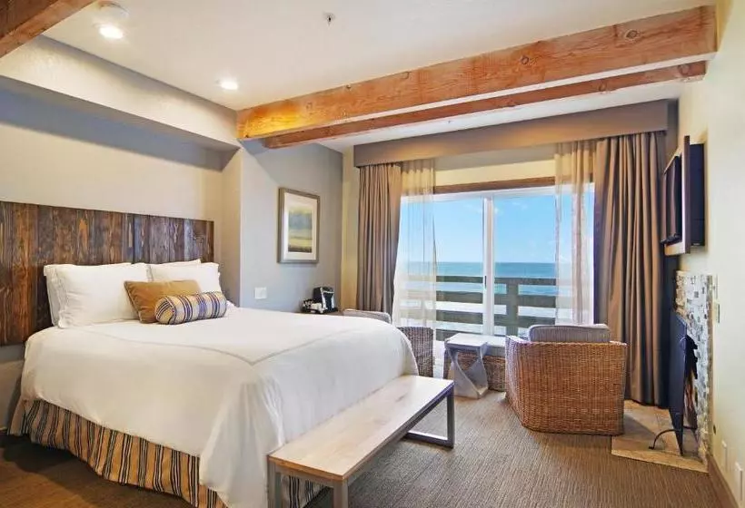 ホテル Cypress Inn On Miramar Beach