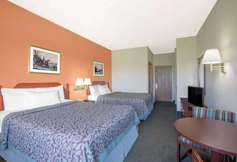 Отель Days Inn By Wyndham Butler