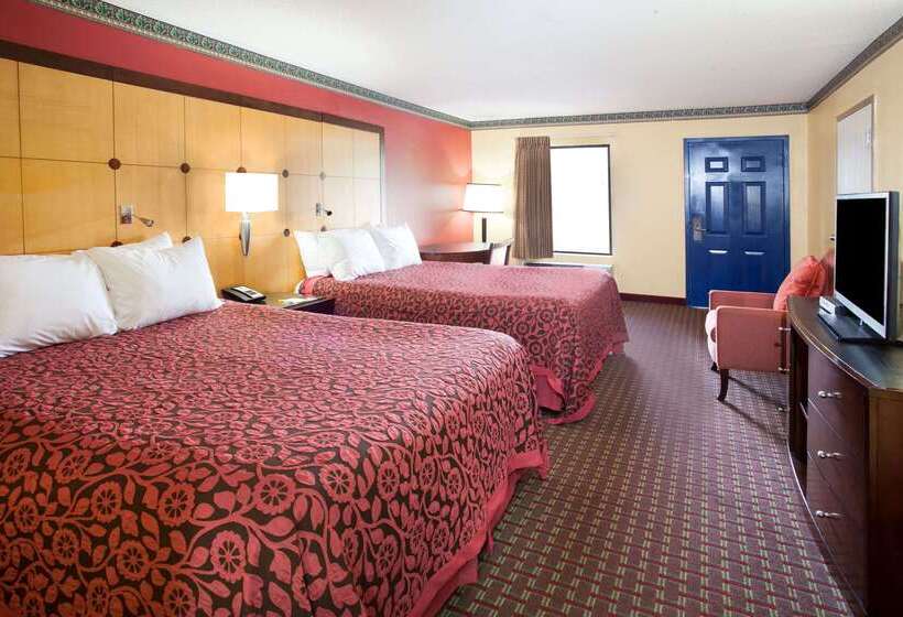 Отель Days Inn By Wyndham Covington