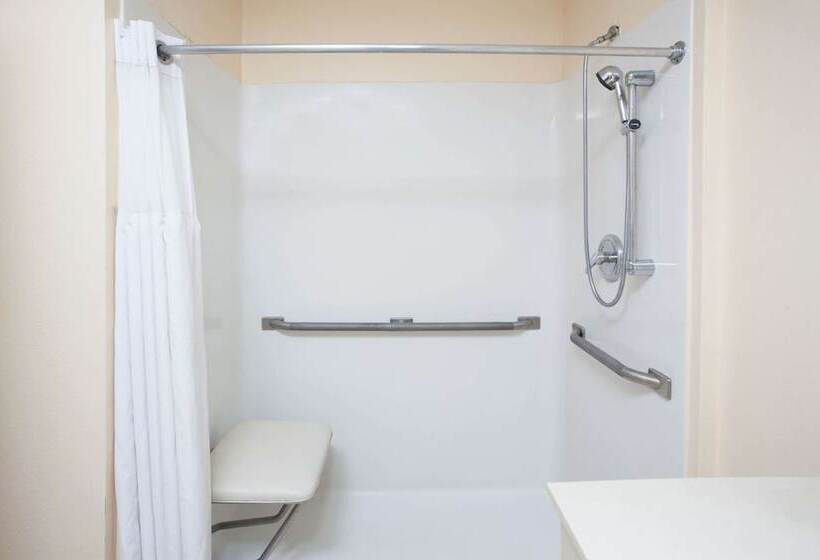 Отель Days Inn By Wyndham Covington