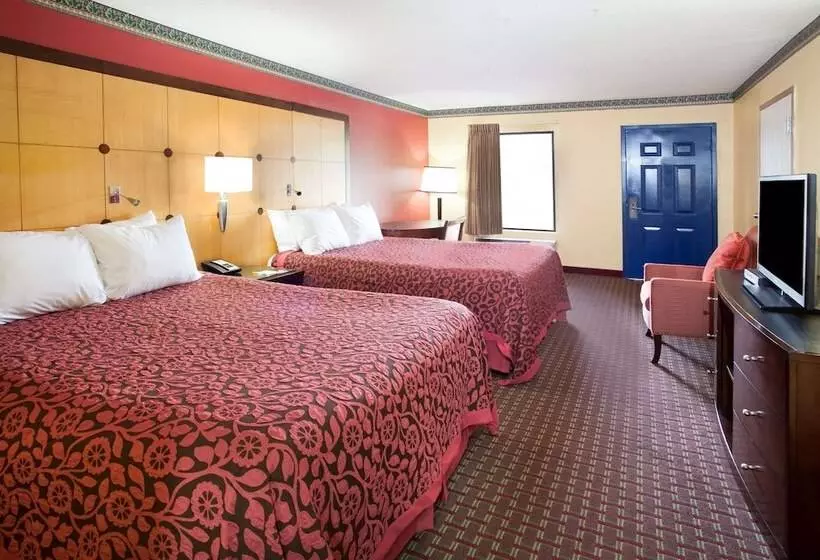 호텔 Days Inn By Wyndham Covington