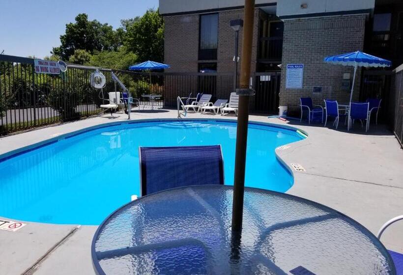 فندق Days Inn By Wyndham Easley/greenville/clemson Area