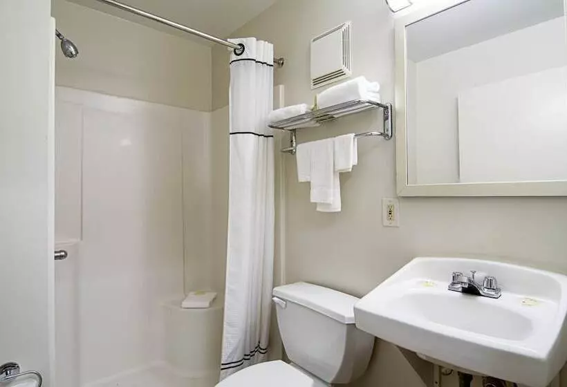 酒店 Hometowne Studios By Red Roof Chicago   Waukegan