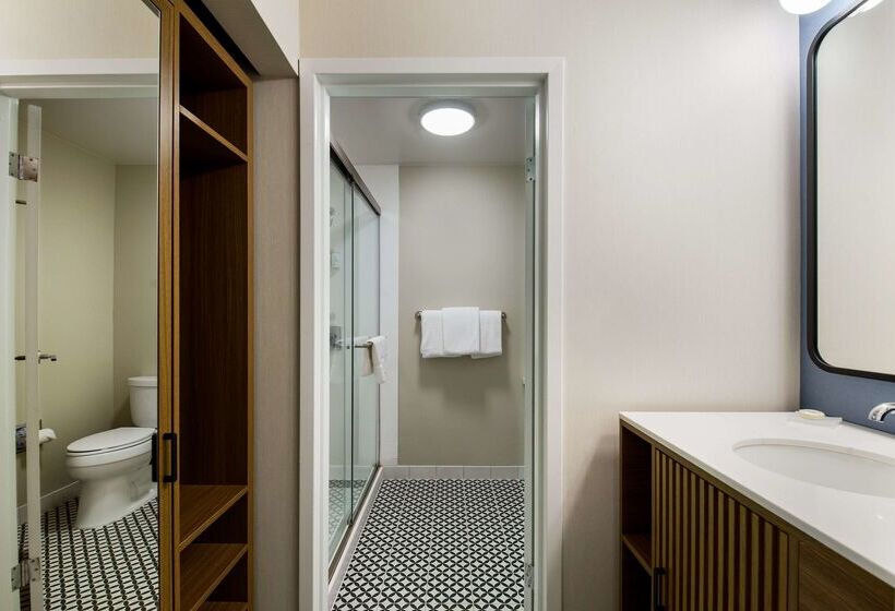 فندق Sonesta Select Philadelphia Airport