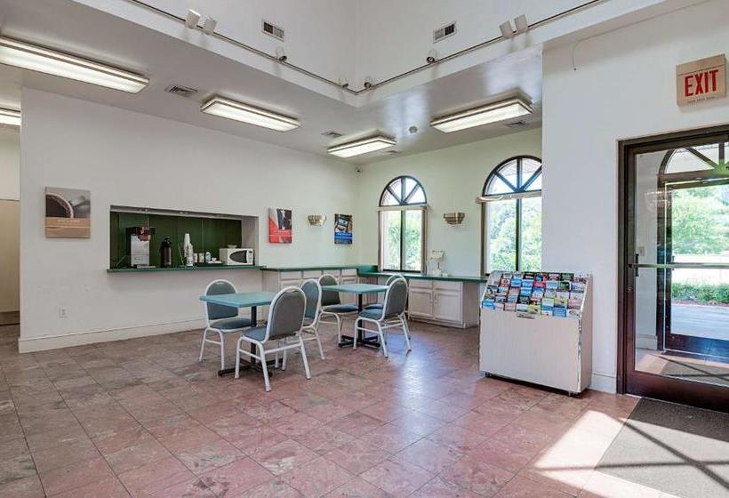 Motel 6-high Point, Nc