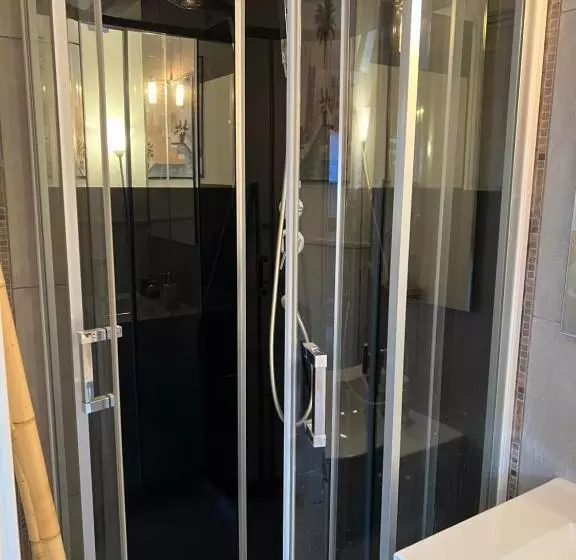 Hostelli Le Mas Rescator