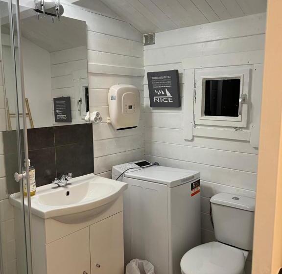 مسافرخانه Le Mas Rescator