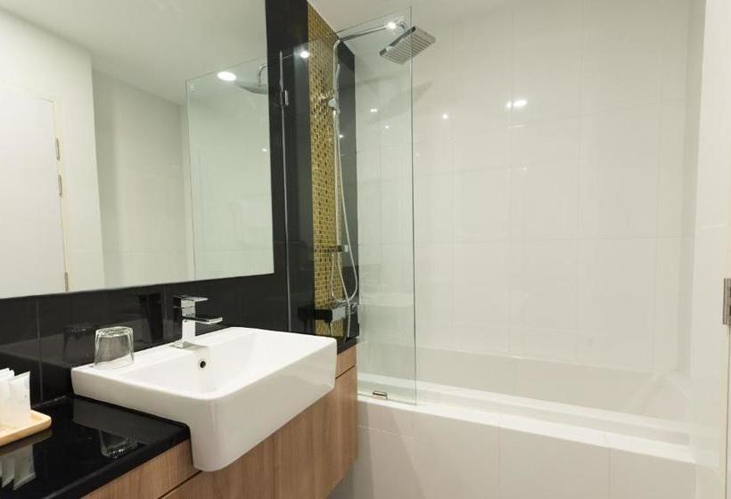 בית מלון כפרי Akira  Sriracha