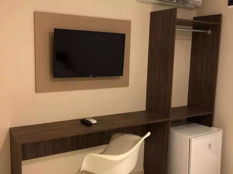 ホテル Angra Praia