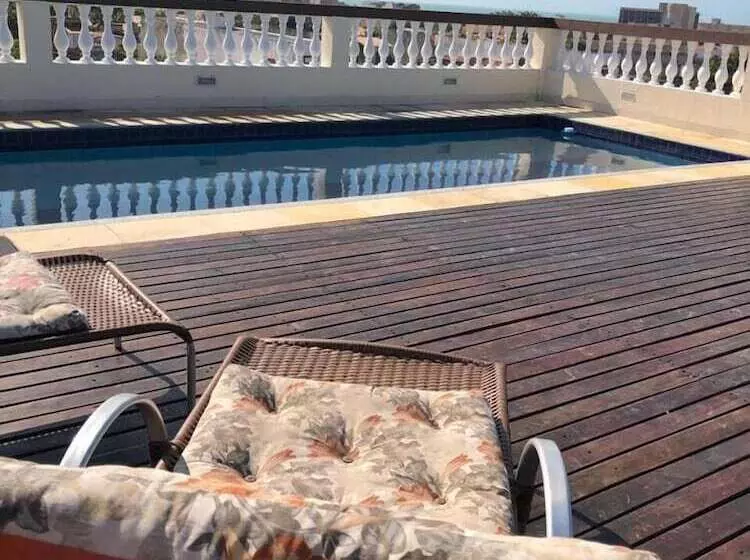 ホテル Angra Praia