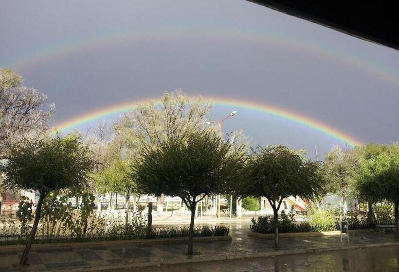 בית מלון כפרי Crystal