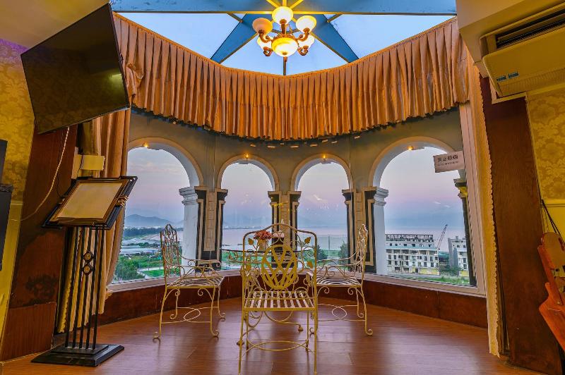 هتل Ocean View Danang