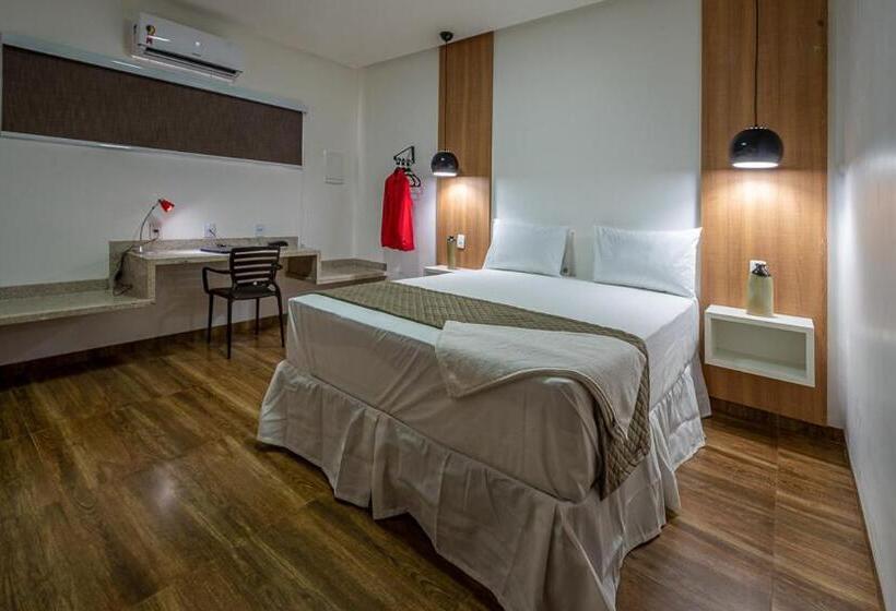 בית מלון כפרי W4