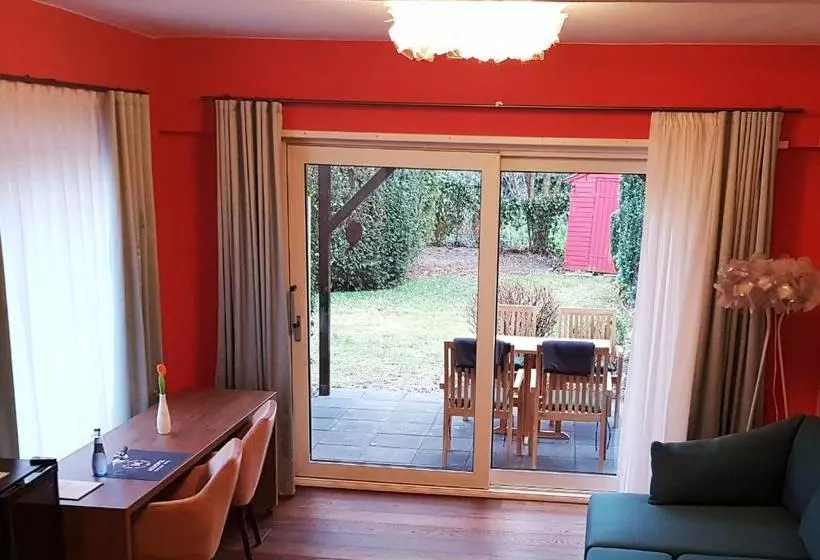 هتل Monopol Boutique