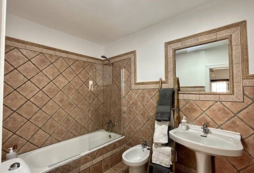 بنسيون Las Brisas Estepona