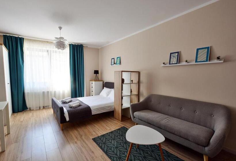 هتل Mandarin Premium Apartments