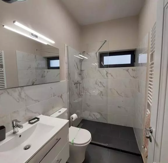 ホテル Mandarin Premium Apartments