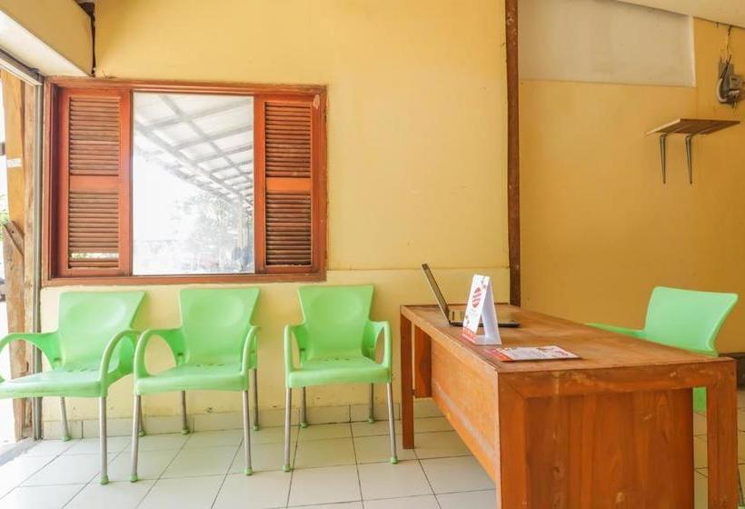 Hotel Oyo 1755 De Balcon Accomodation