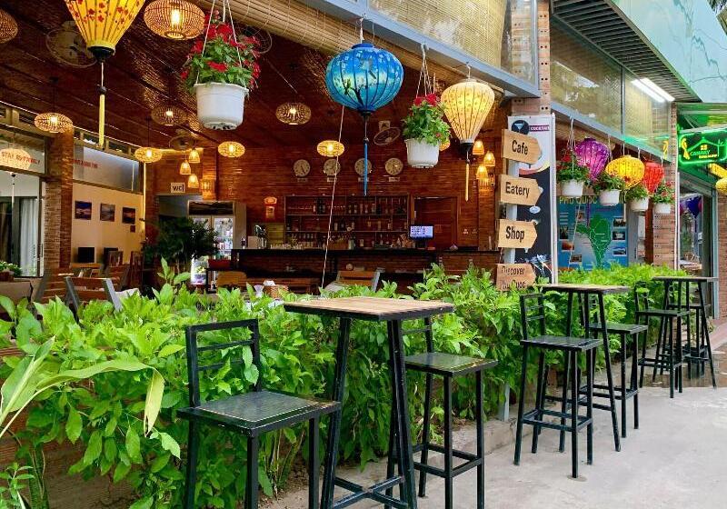 هتل Canary Bungalow