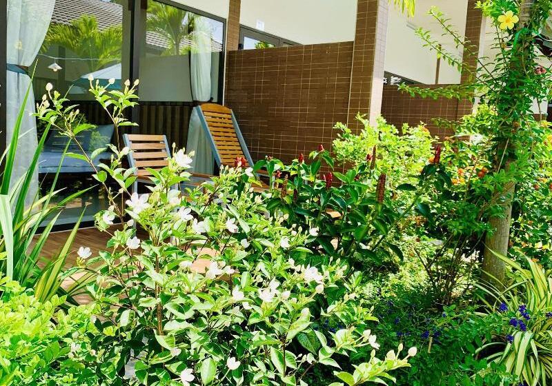 هتل Canary Bungalow