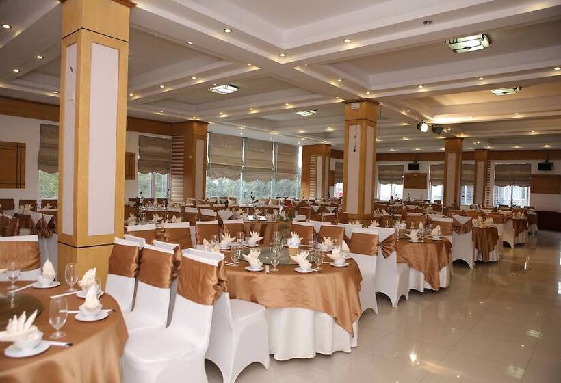 هتل Central Phu Hung