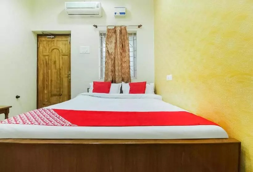 Hotelli Oyo 61146 Sivam Complex