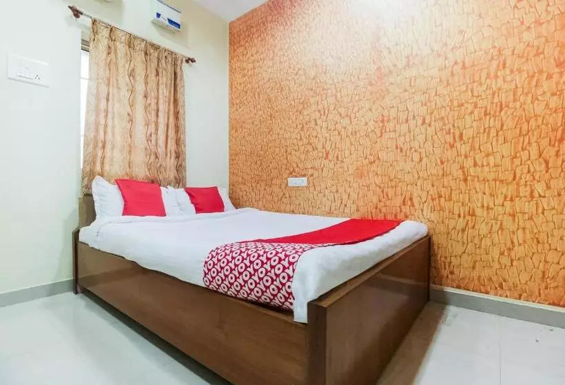 Hotelli Oyo 61146 Sivam Complex
