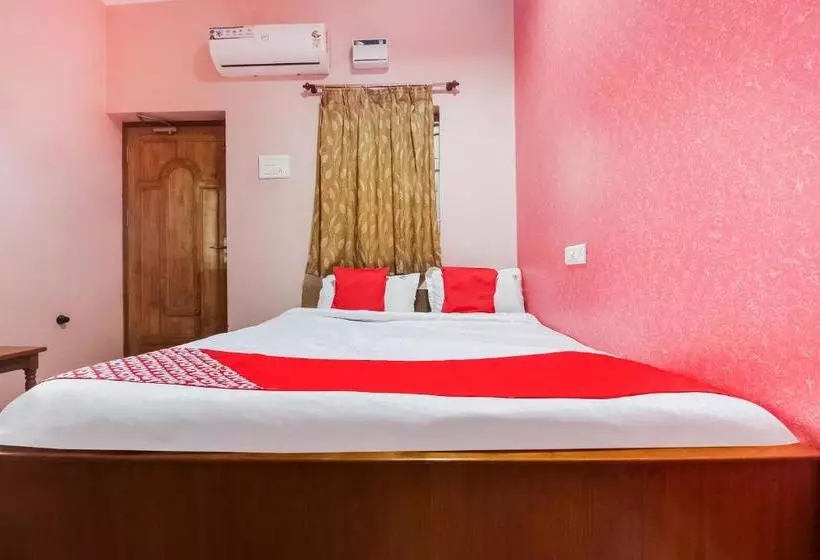 Hotelli Oyo 61146 Sivam Complex