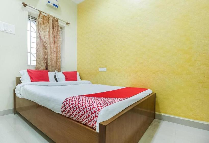 Hotel Oyo 61146 Sivam Complex