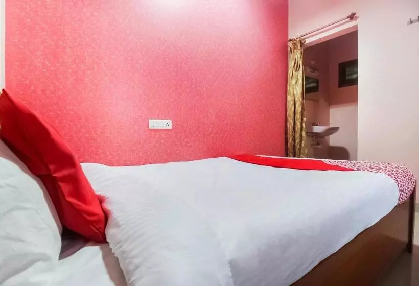 Hotelli Oyo 61146 Sivam Complex