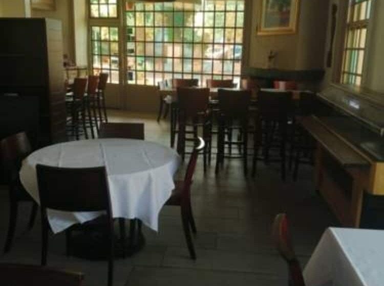 Отель Les Landiers