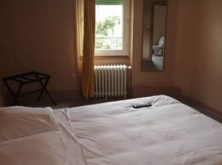 Отель Les Landiers