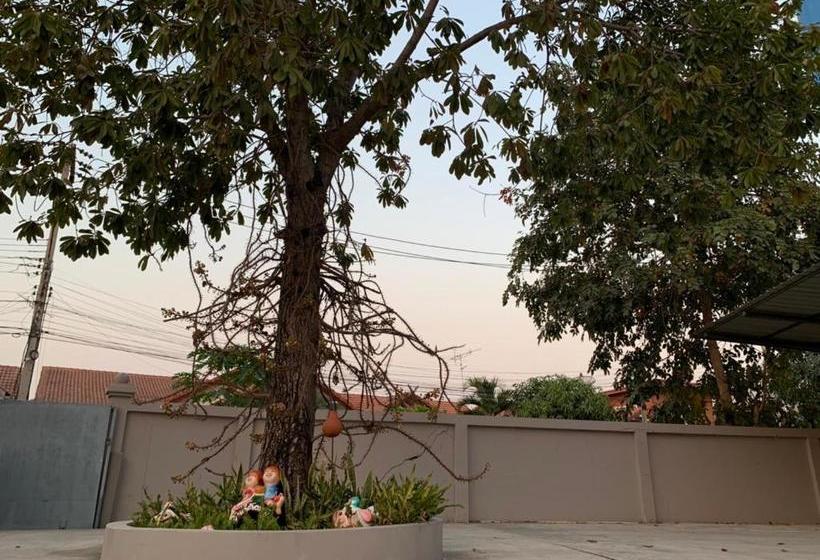 Capital O 75406 Hotel M Rojana