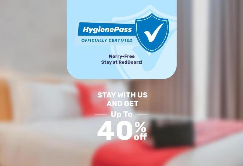 بنسيون Reddoorz Plus Near Teras Kota 3